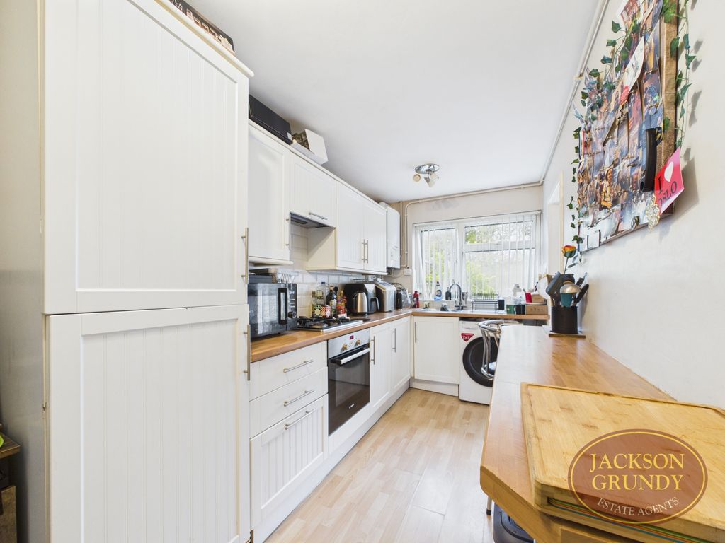 Property photo 2 of 14 Cottingham Drive