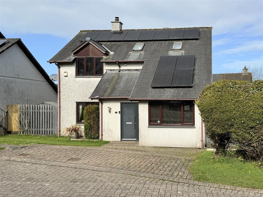 Property photo 1 of 27