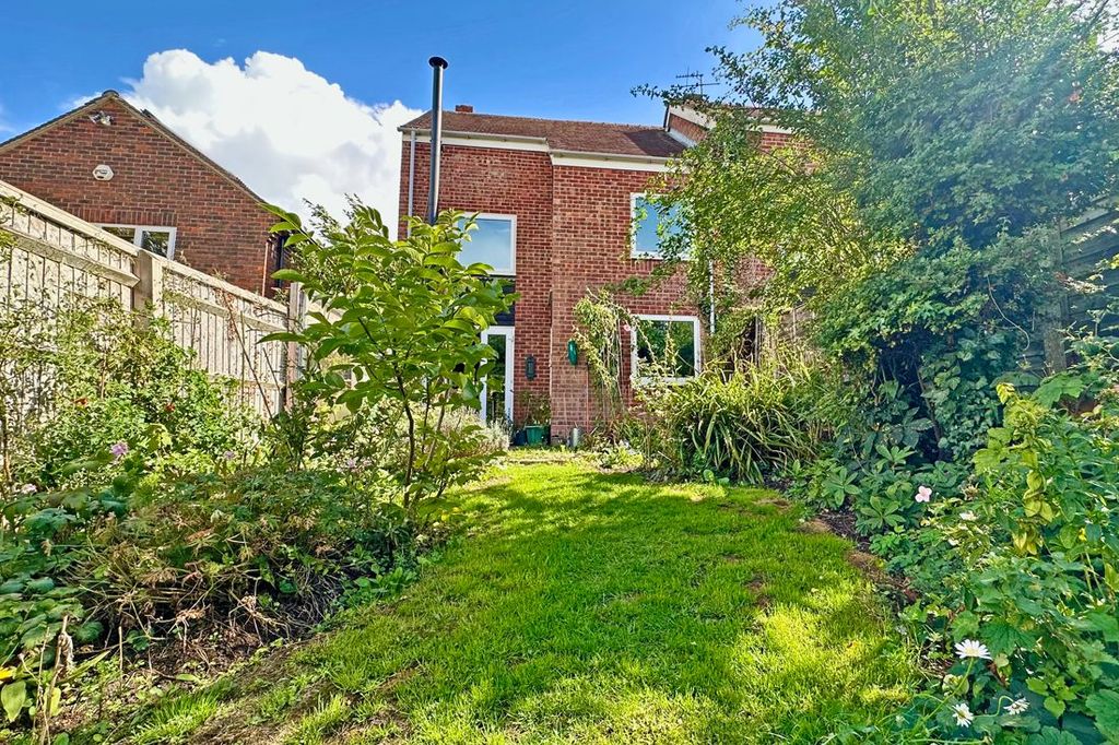 Property photo 3 of 20