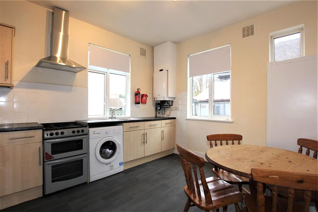 Property photo 2 of 7 Picture No. 05