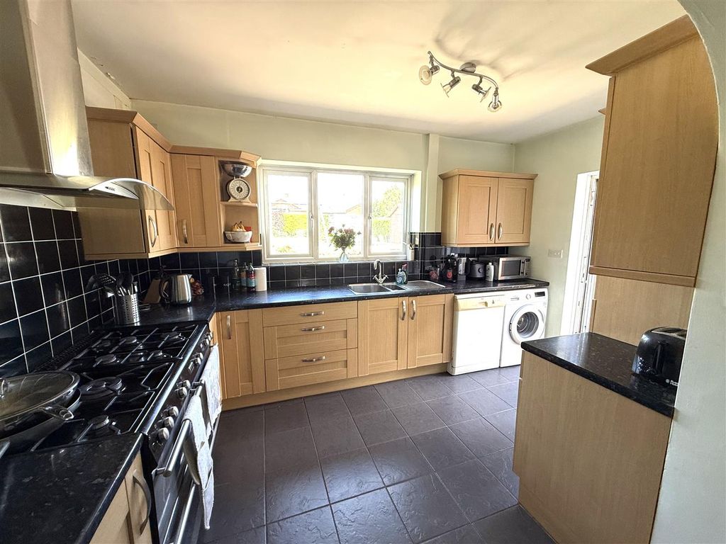 Property photo 3 of 24 Dovedale 9.Jpg