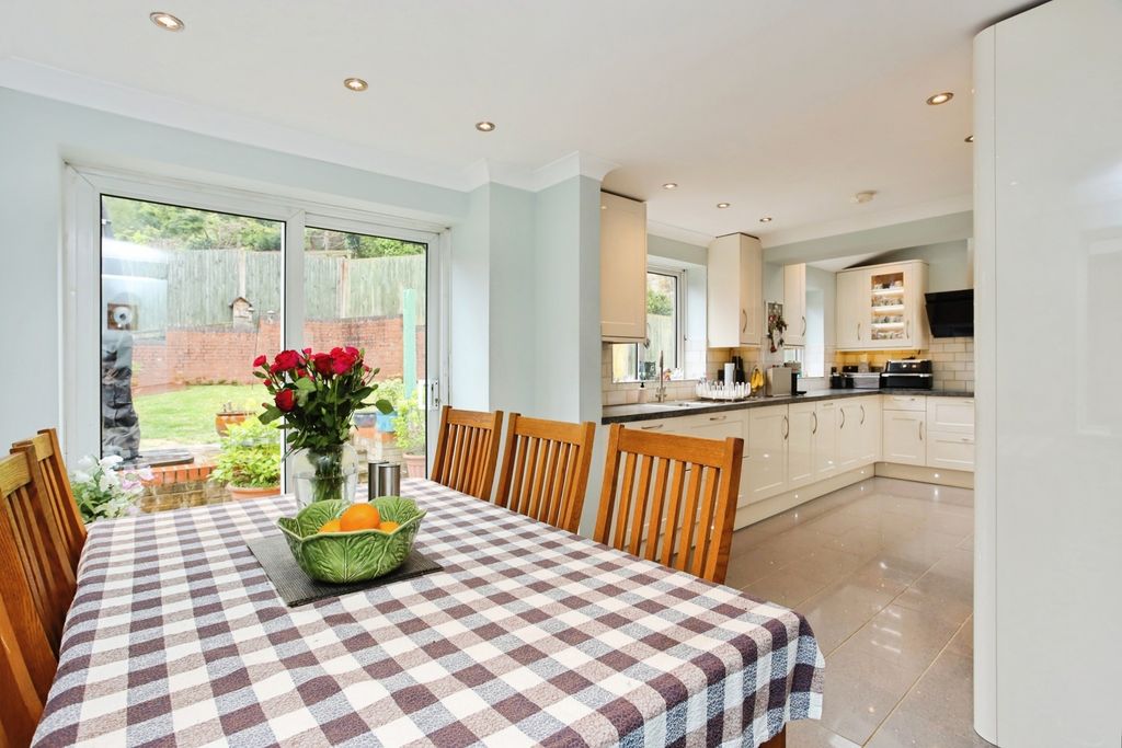 Property photo 1 of 22 Pbox-Img.Jpg