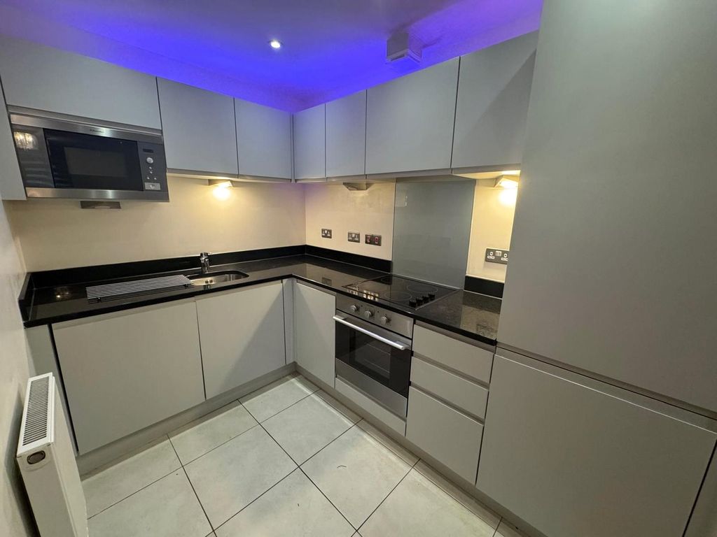 Property photo 2 of 8 Picture No. 05