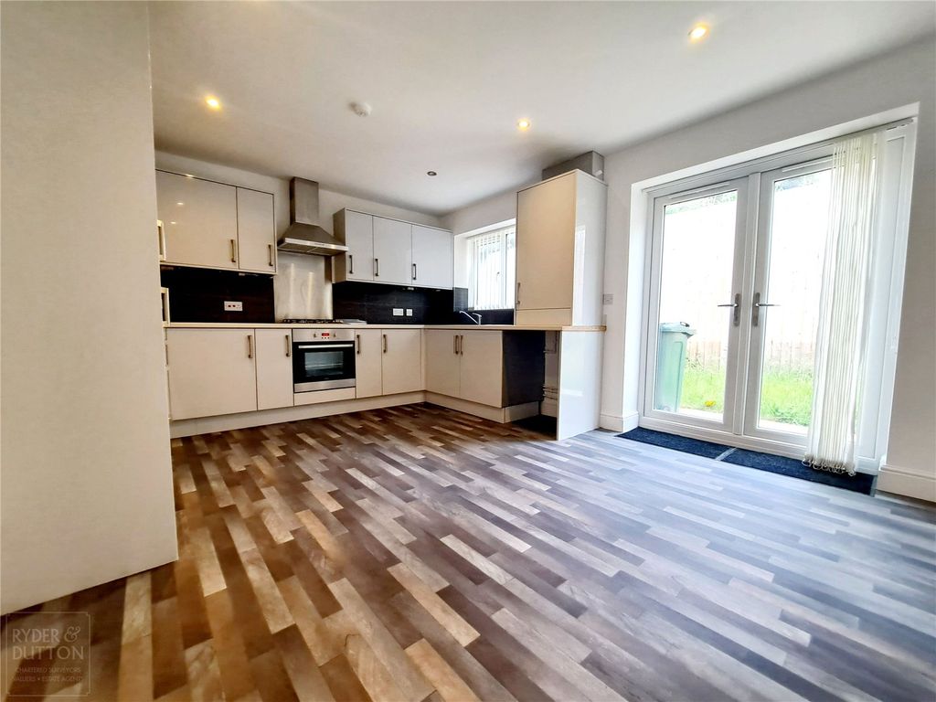 Property photo 3 of 11 Kitchen Diner
