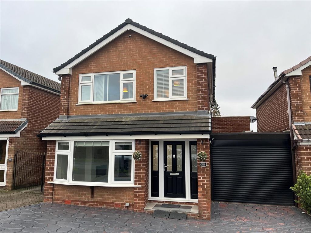 Property photo 1 of 17 Front.Jpg