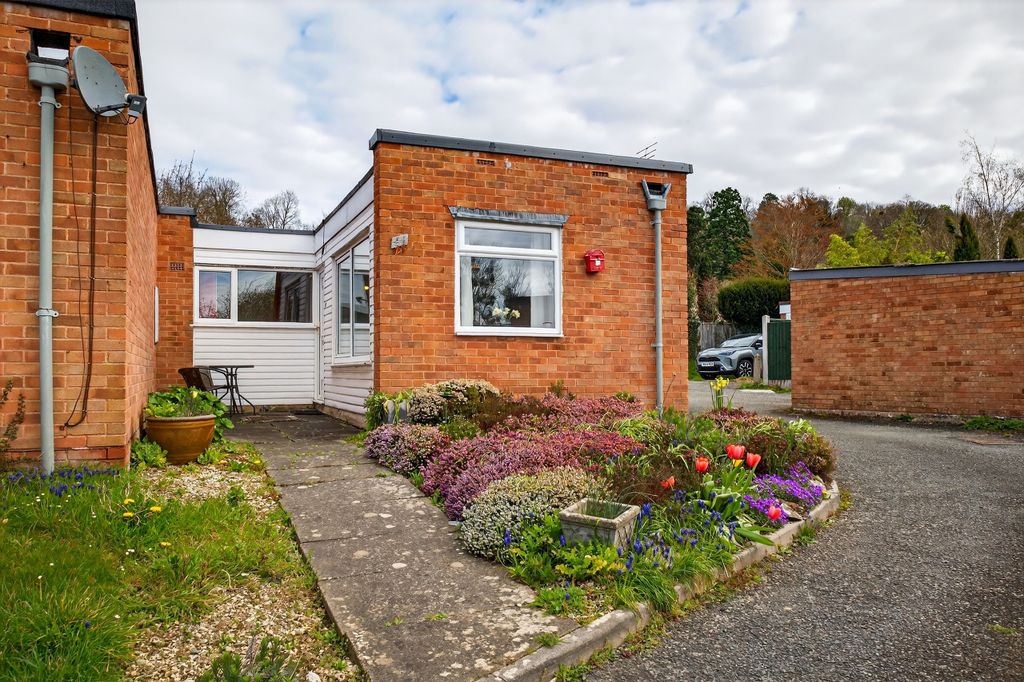 Property photo 1 of 10 Front