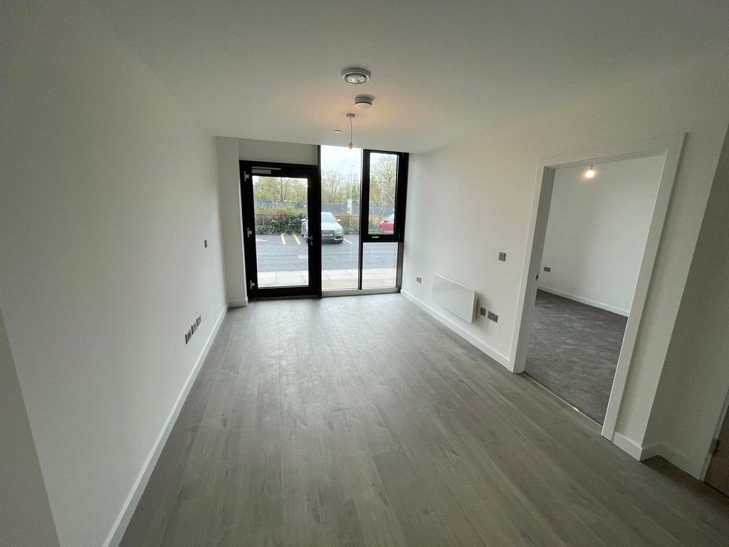 Property photo 2 of 5 Picture No. 04