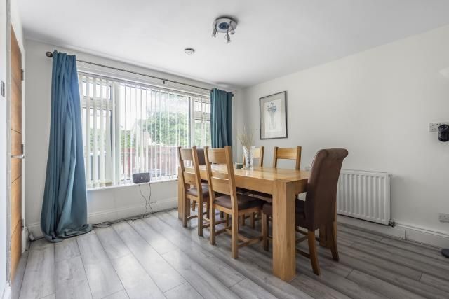 Property photo 3 of 10 Dining Room