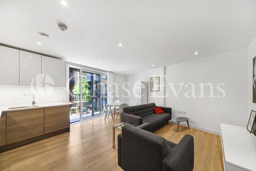 Property photo 1 of 17 Living