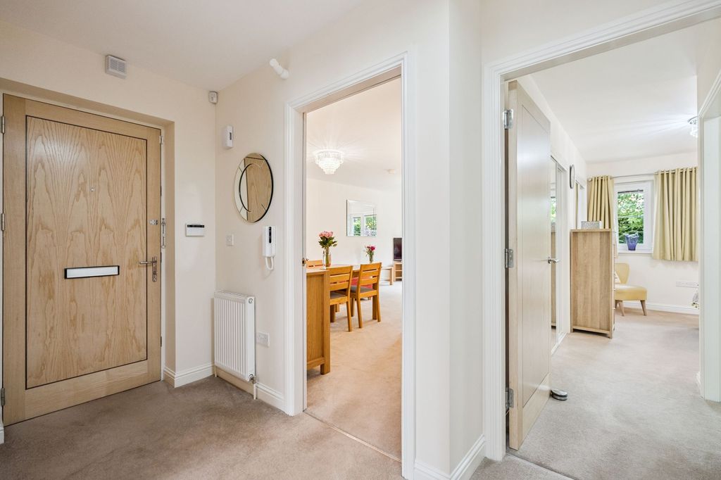 Additional image 9 of 2 bed flat for saleRollock Street, Stirling FK8