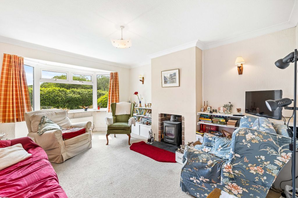 Property photo 3 of 17