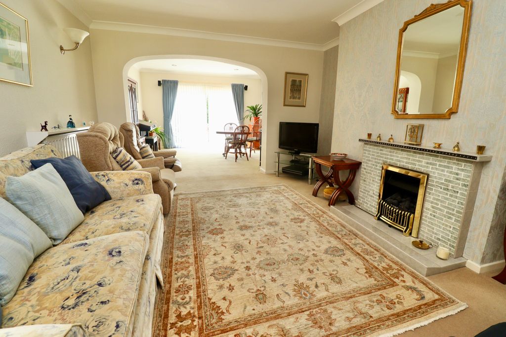 Property photo 3 of 19 Img_8279