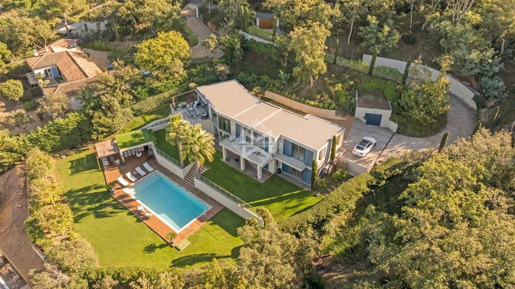 Property photo 3 of 21