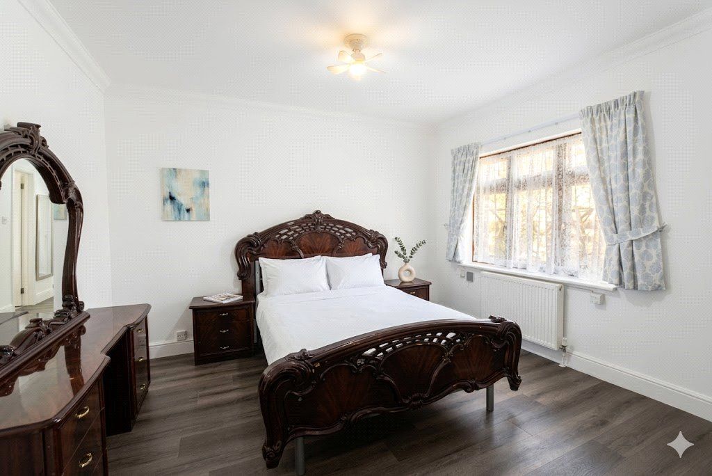 Property photo 2 of 9 Picture No. 41