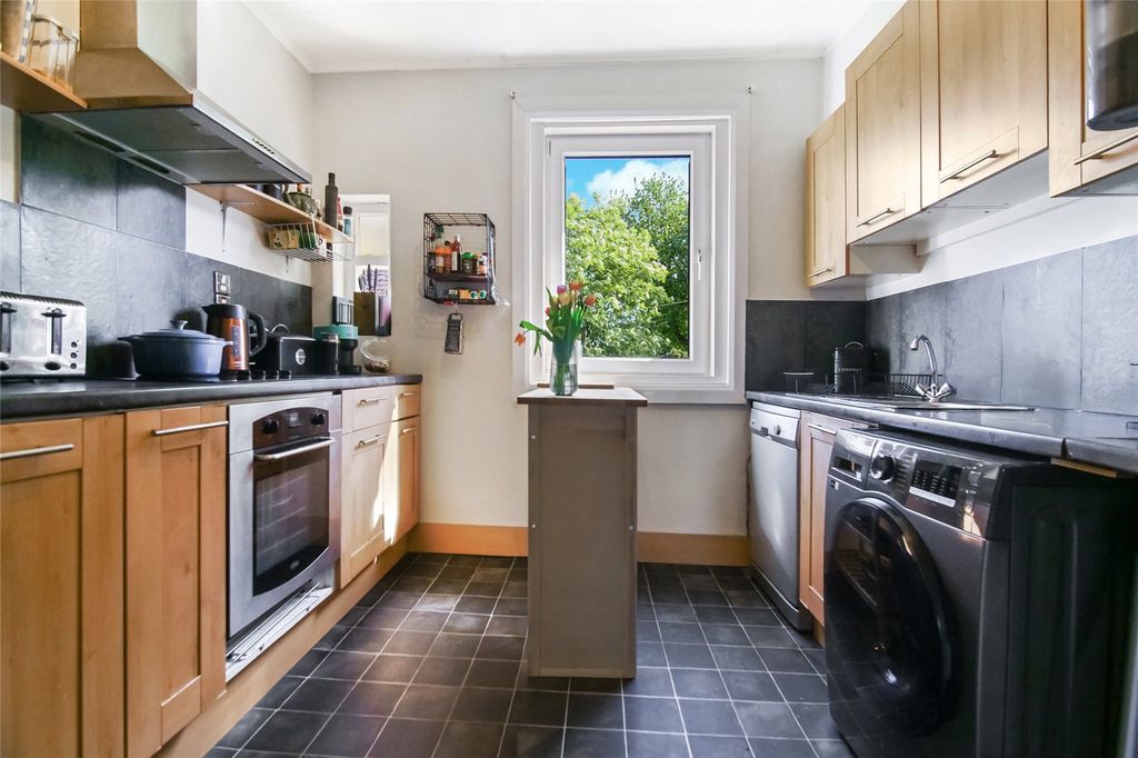 Property photo 3 of 21 Picture No. 08