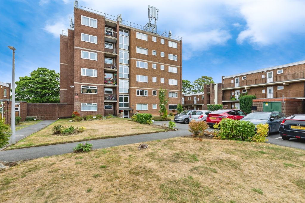Property photo 1 of 13