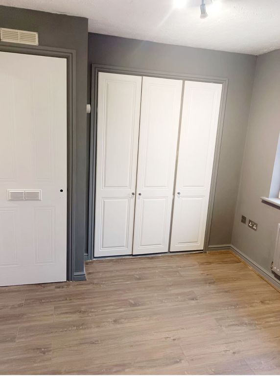 Property photo 3 of 17 Gallery