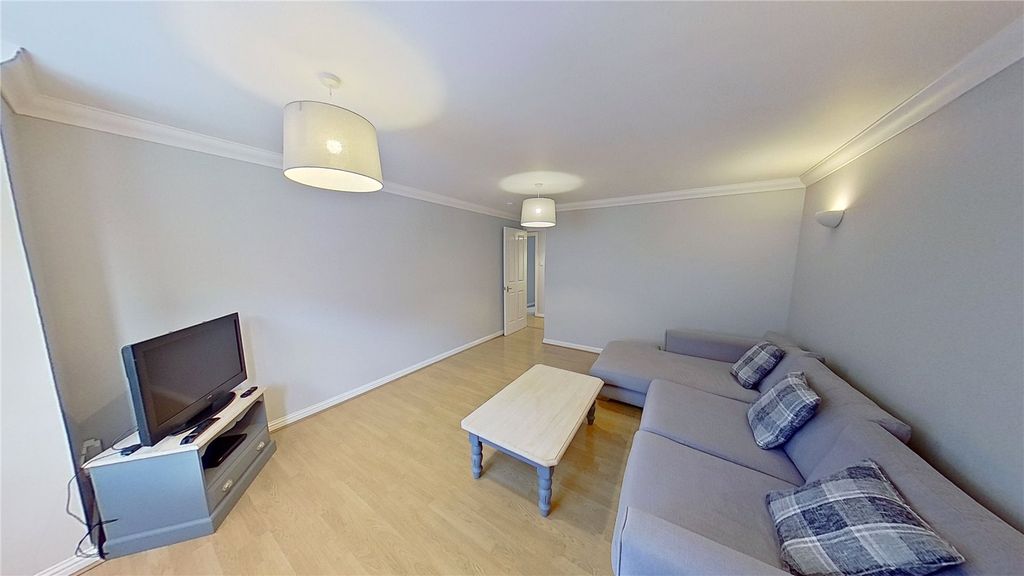 Property photo 3 of 14 Photo 3