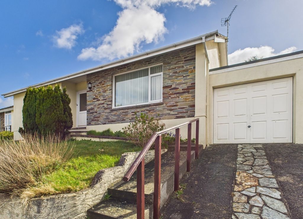 Property photo 3 of 20 3991649