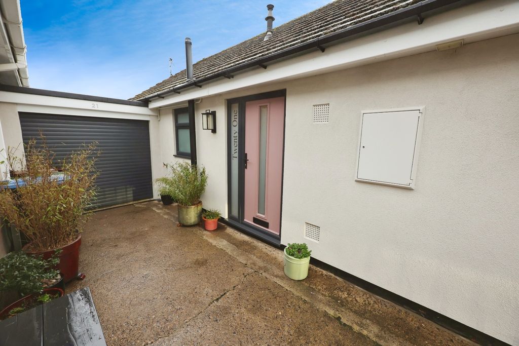 Property photo 2 of 14 Pbox-Img.Jpg