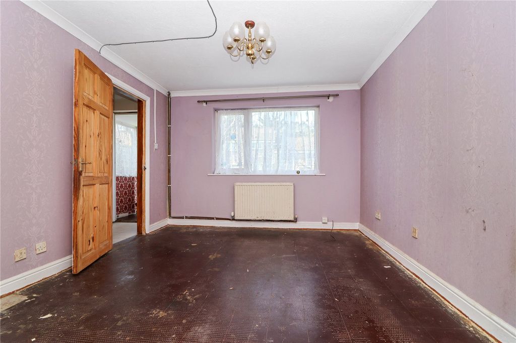 Property photo 2 of 13 Picture No. 02
