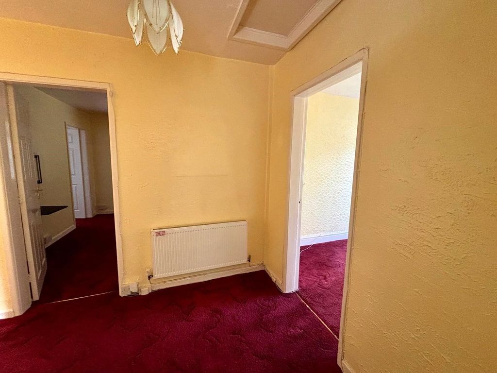 Property photo 2 of 14 Picture No. 18