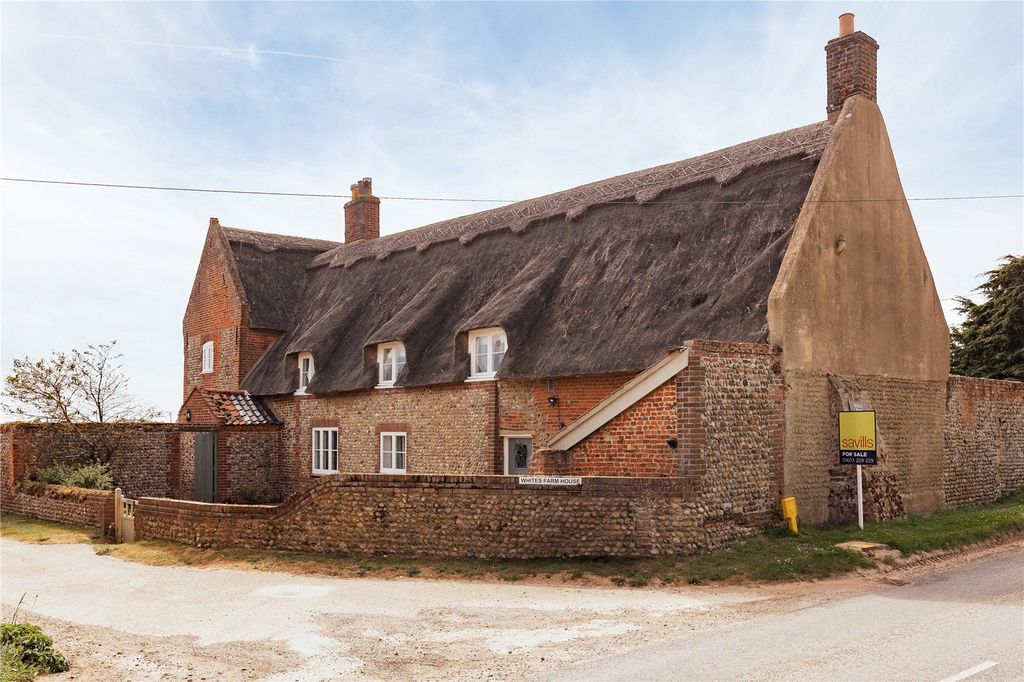 Property photo 1 of 18 Whites Farm House