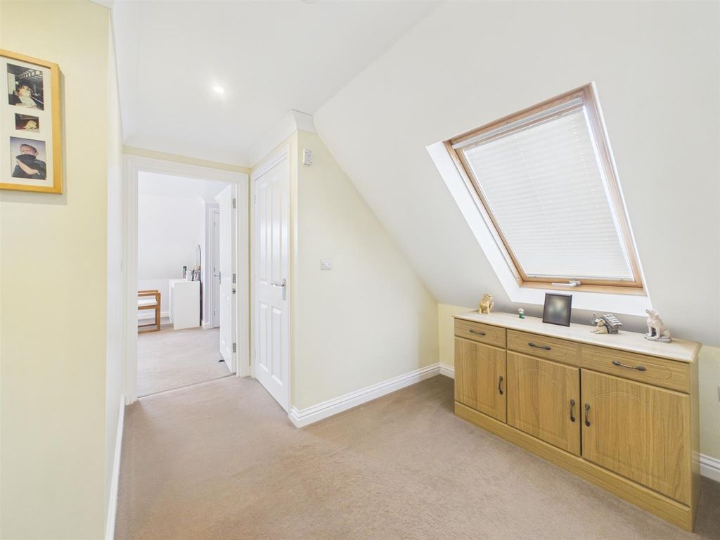 Additional image 17 of 4 bed property for saleBee Road, Peacehaven BN10
