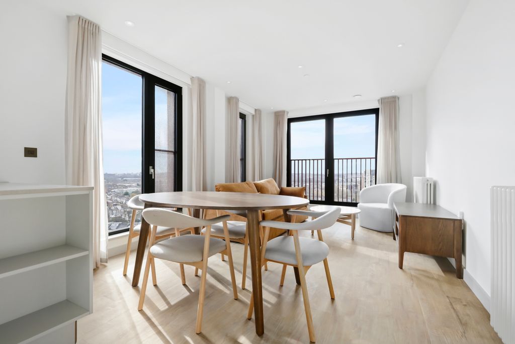 Property photo 3 of 31 Picture No. 08