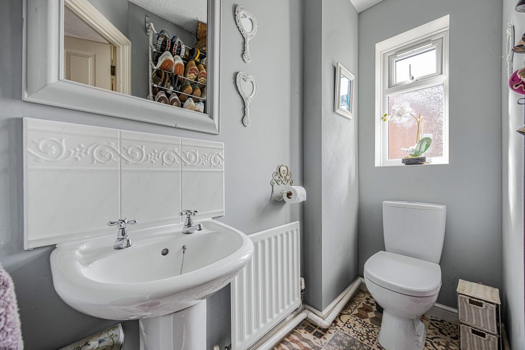Additional image 15 of 5 bed detached house for saleGodiva Road, Leominster, Herefordshire HR6