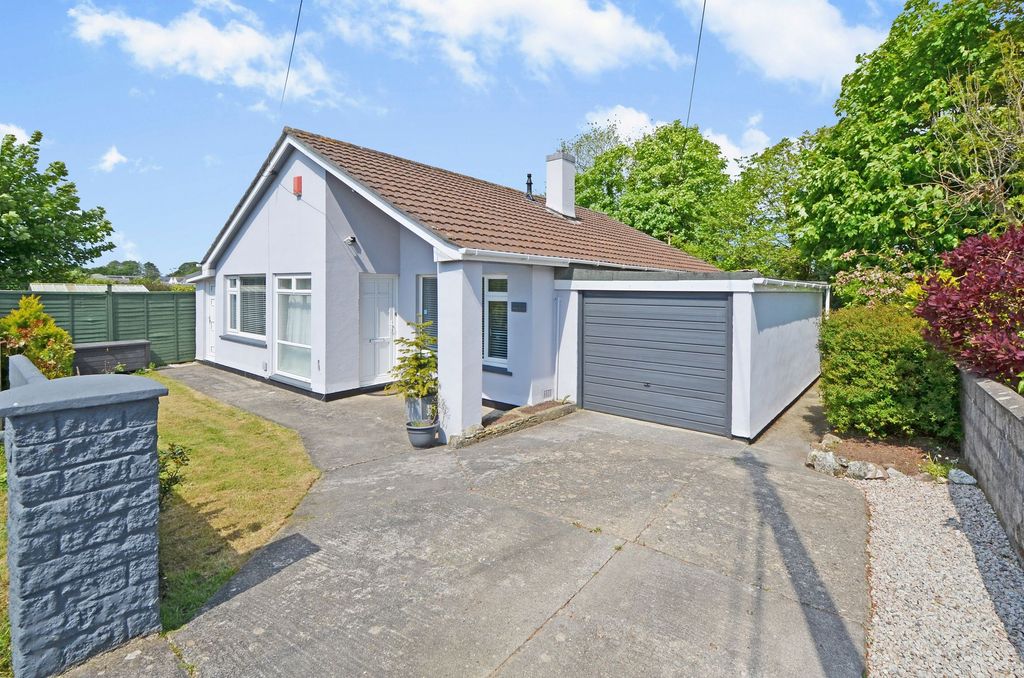 Property photo 1 of 24