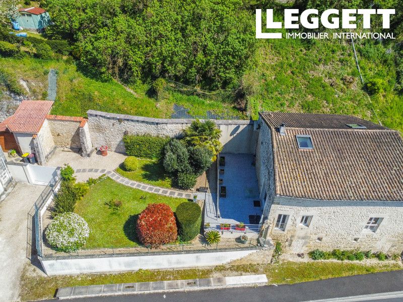 Property photo 3 of 10