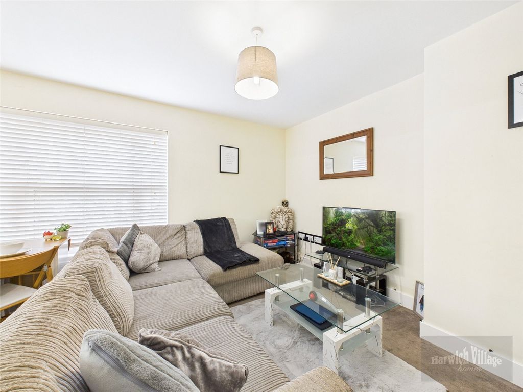 Property photo 2 of 10 Picture 2