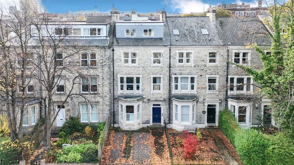 Property photo 1 of 10 External