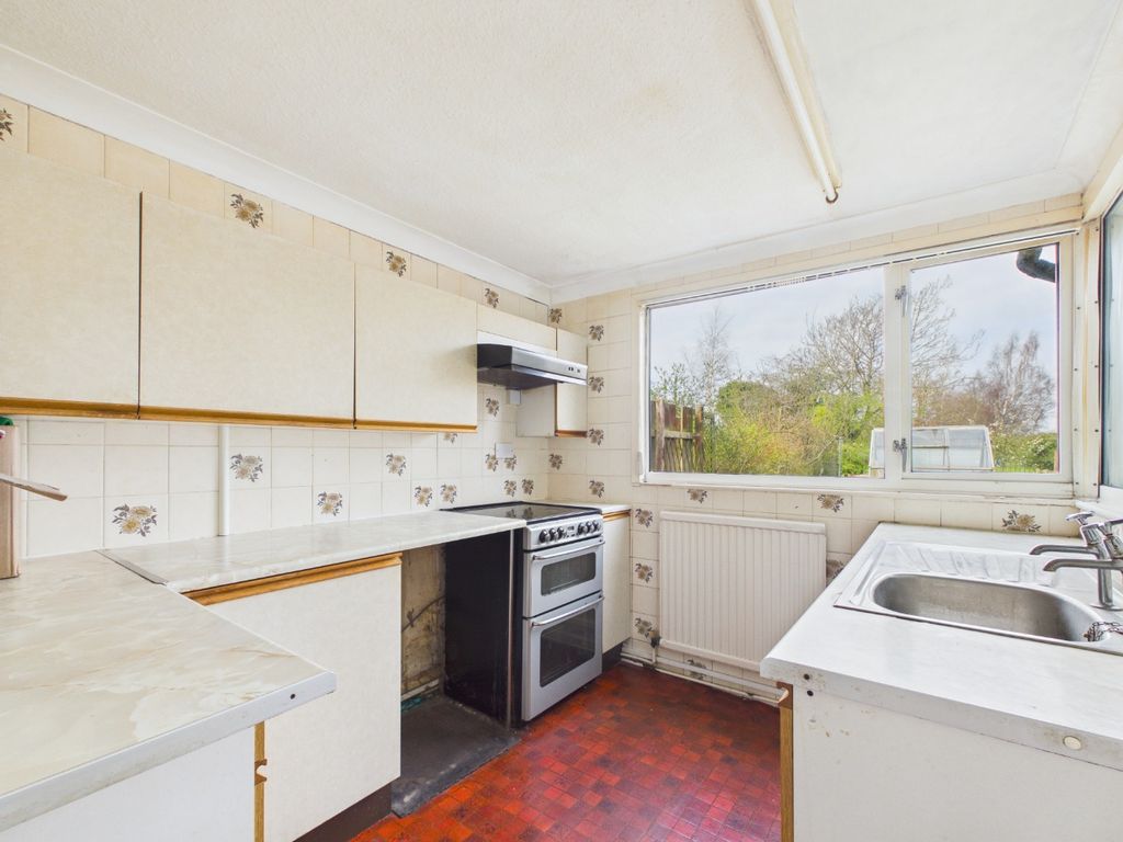 Property photo 2 of 16 4879945