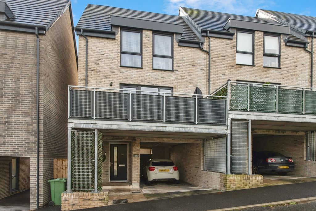 Property photo 1 of 12 Photo