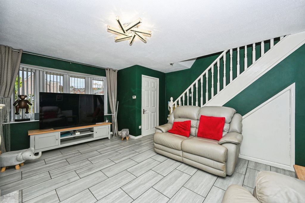 Property photo 2 of 15