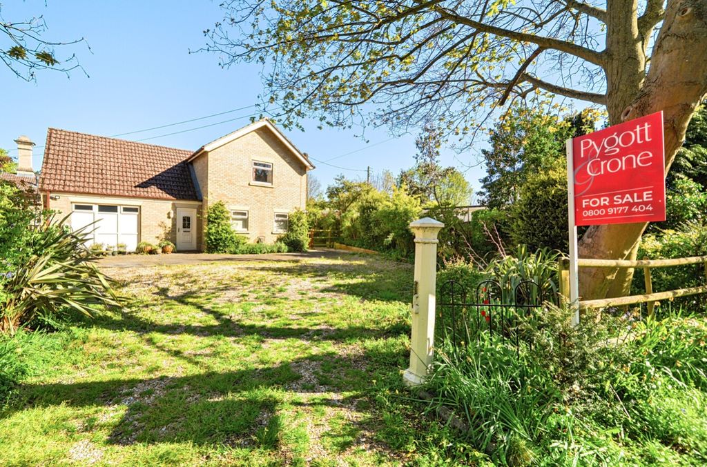 Property photo 1 of 33 1451514-1-69Eaa824d04B4