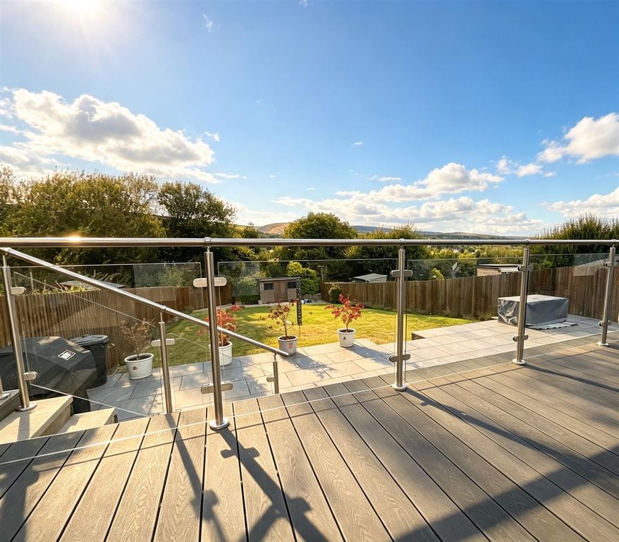 Property photo 3 of 31 Sunny Weather (3).Png
