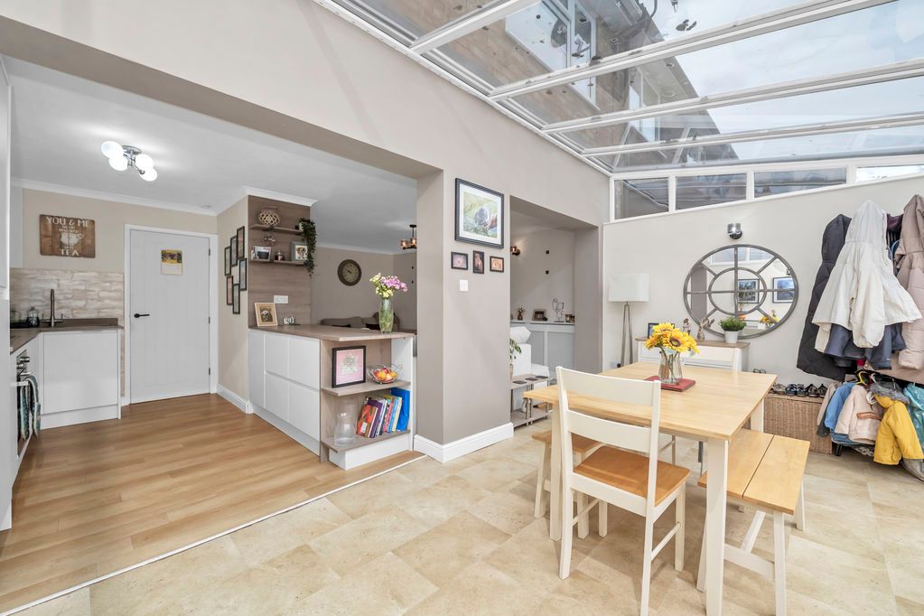 Property photo 3 of 16 Kitchen/Dining Area