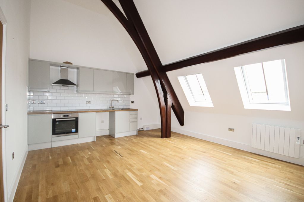 Property photo 2 of 12 Kitchen/Dining