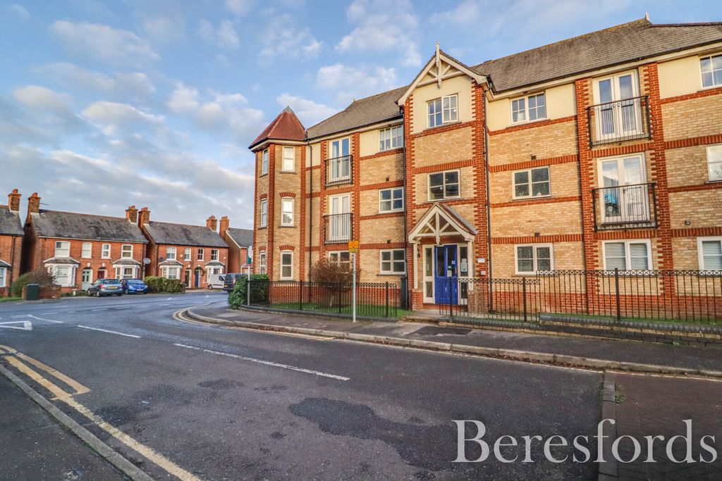 Property photo 1 of 12 Front