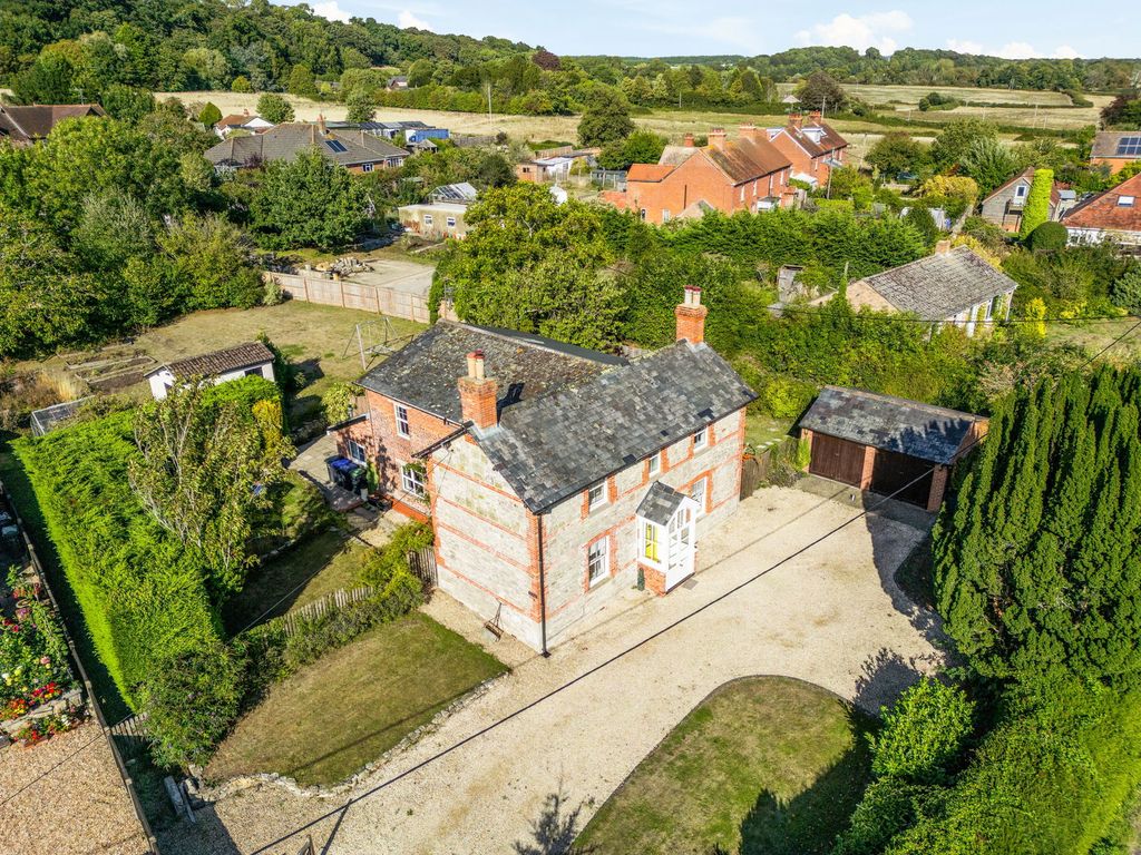 Property photo 1 of 25