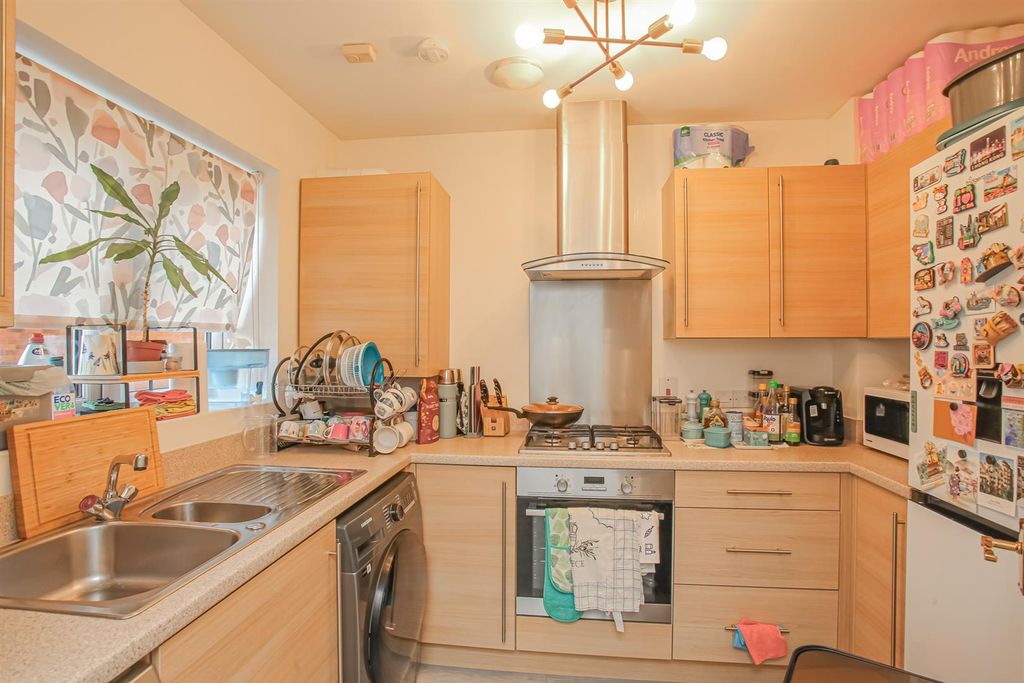 Property photo 3 of 12 Img_1292.Jpg