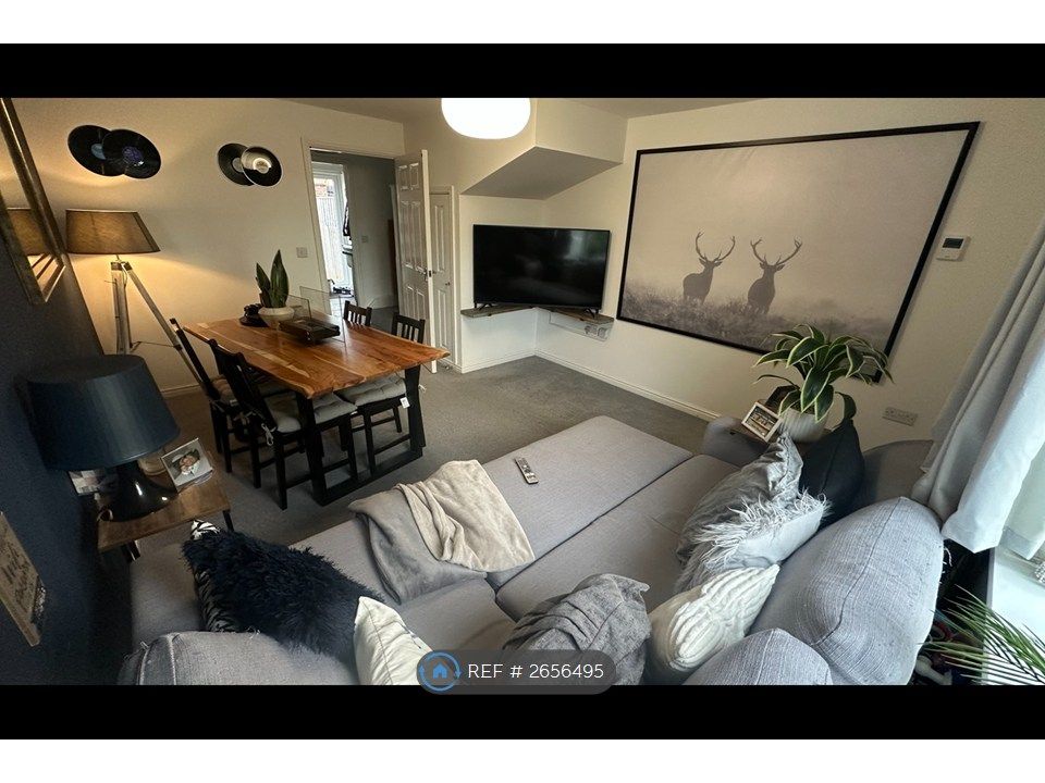 Property photo 2 of 6 Living Room