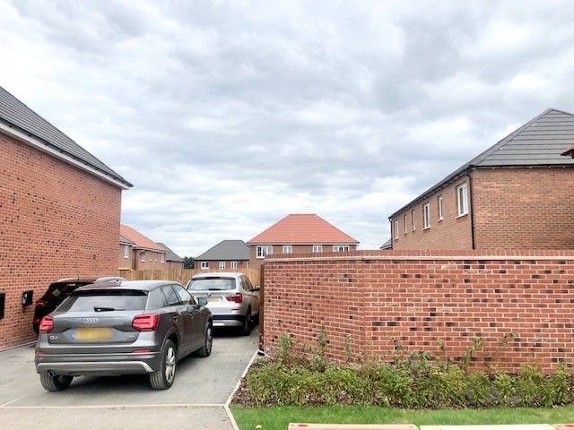 Property photo 3 of 21