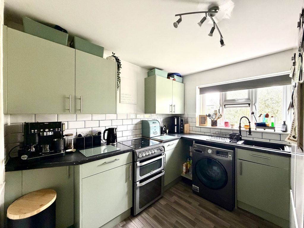 Property photo 3 of 8 Not Specified