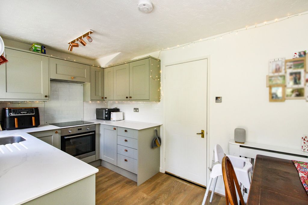 Property photo 2 of 14 Kitchen-Breakfast Room