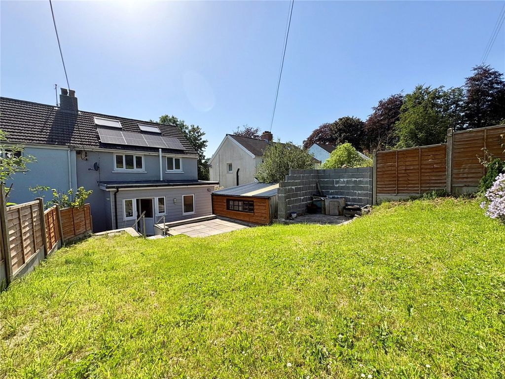 Property photo 2 of 24 Picture No. 03
