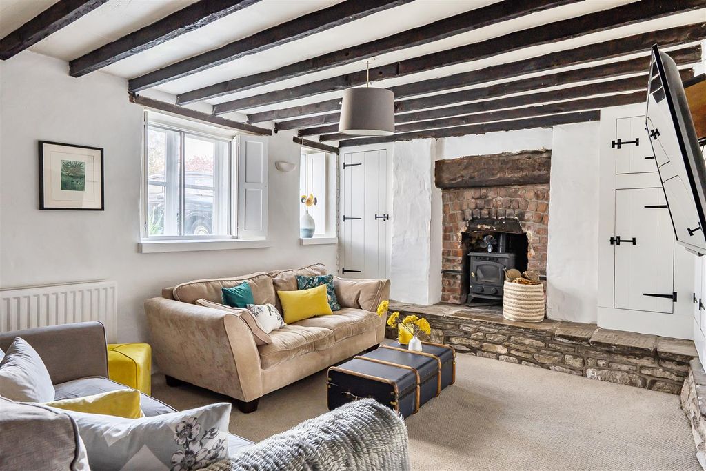 Property photo 3 of 26 1430013-19-69E0dc1d1F1d7.Jpg